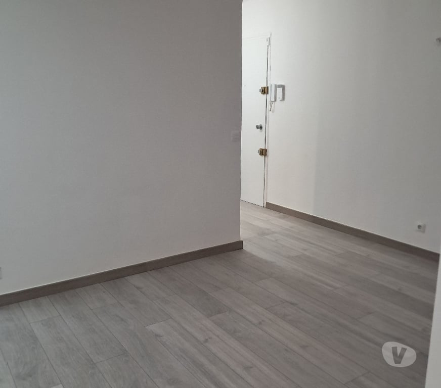 Appartements à vendre Hérault Carnon - 34280 - Photos Vivastreet Carnon-Plage Appartement plein sud avec vue sur le port