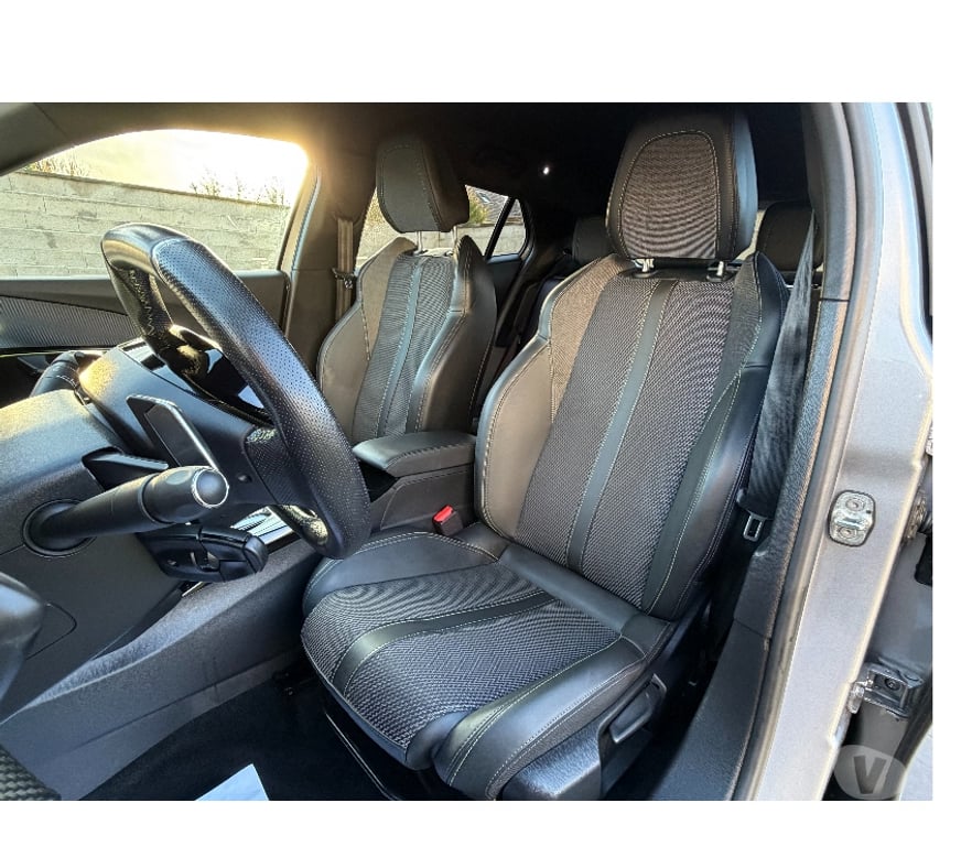 Voiture d'occasion Oise Nogent sur Oise - 60180 - Photos Vivastreet PEUGEOT 2008 GT 130 CH ESSENCE AUTOMATIQUE EAT8 AN 2023