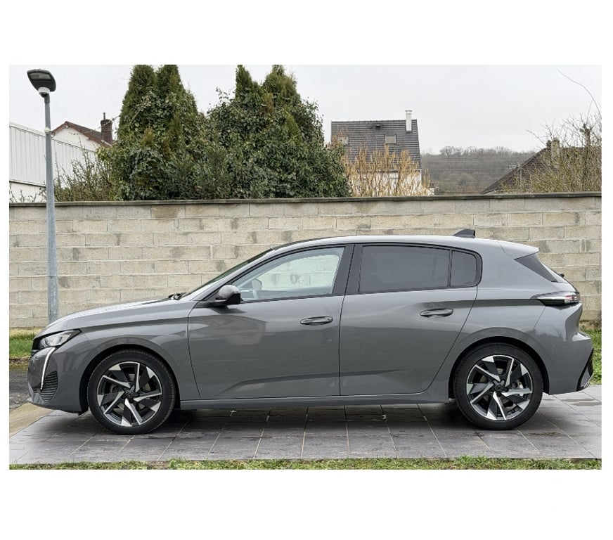 Voiture d'occasion Oise Nogent sur Oise - 60180 - Photos Vivastreet PEUGEOT 308 ALLURE 130 CH ESSENCE AUTOMATIQUE EAT8 AN 2023