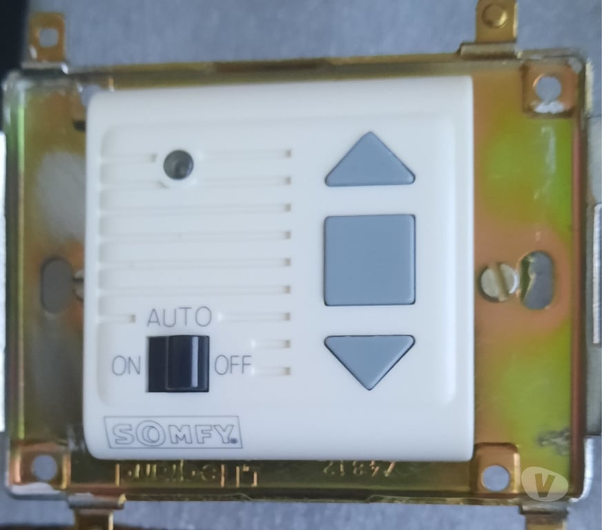  Loiret Orleans - Photos Vivastreet COMMANDARNOULD CLUB IDEM SL 8000 SOMFY occasionE