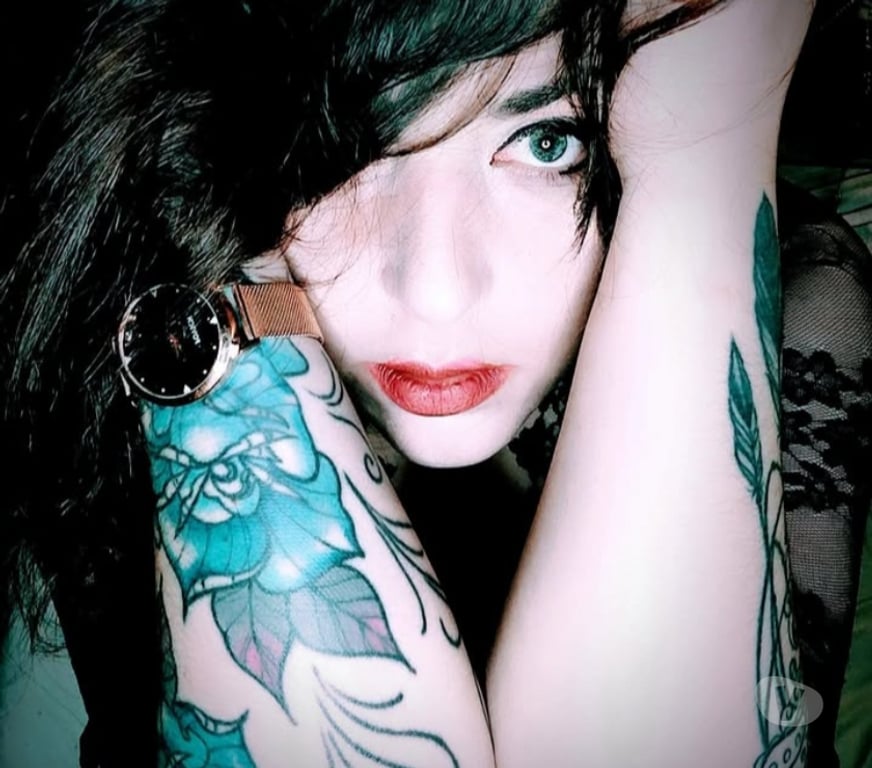 Castings, modèles, photographes Loire-Atlantique Nantes - Photos Vivastreet MODELE PHOTO AMATRICE NANTES