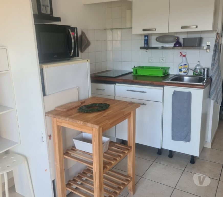 Appartement meublé Bouches-du-Rhône Sausset les Pins - 13960 - Photos Vivastreet LOUE STUDIO MEUBLEE