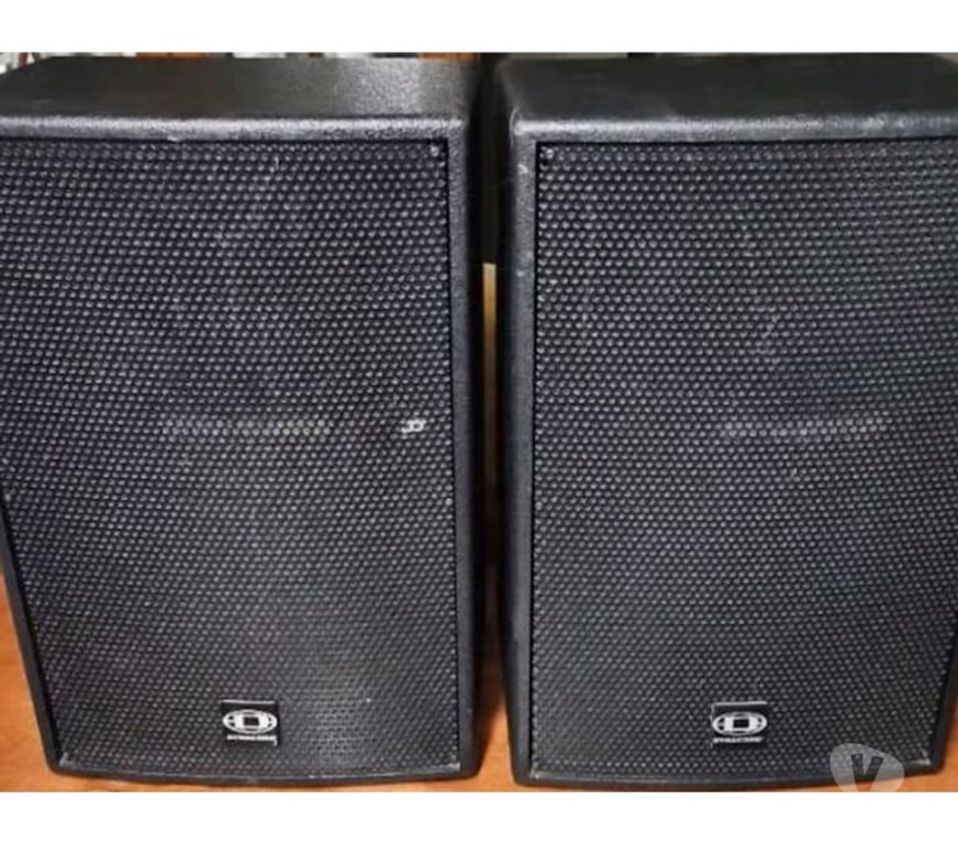 Instruments de musique Bas-Rhin Mommenheim - 67670 - Photos Vivastreet Dynacord d-lite - Mix powermate1000 + 2 baffles CP12-3