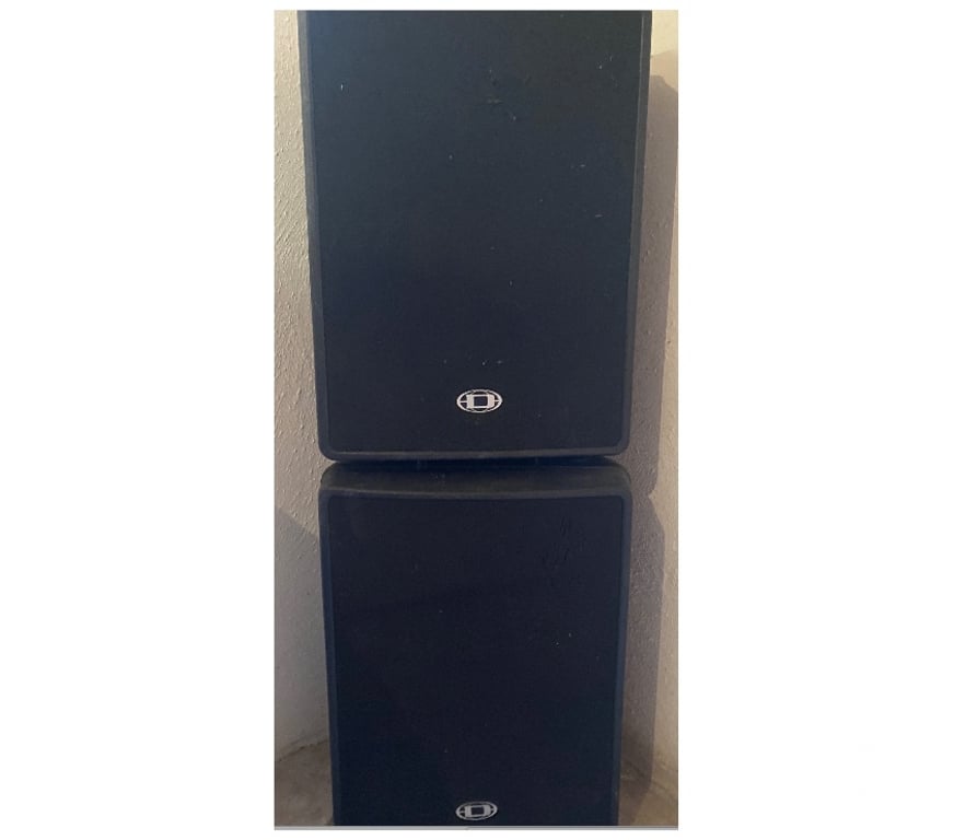 Instruments de musique Bas-Rhin Mommenheim - 67670 - Photos Vivastreet Dynacord sono d-lite-Mix powermate1000 + 2 baffles D12