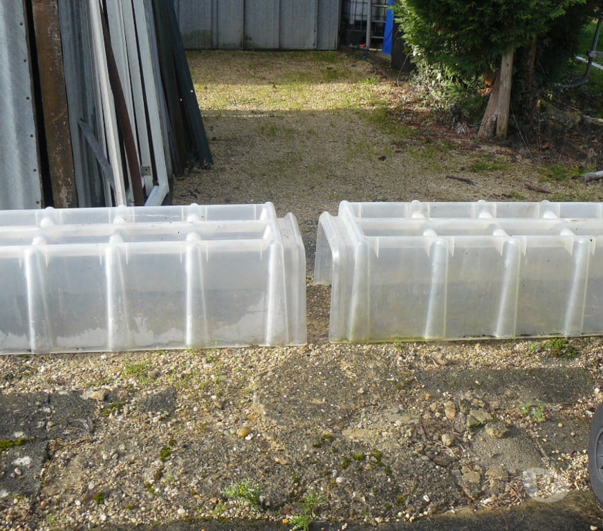  Charente Breville - 16370 - Photos Vivastreet Tunnel de forçage 100x35x30cm