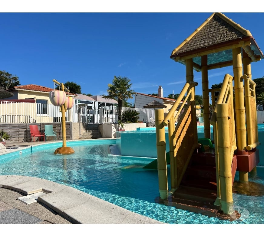 location saisonniere Loire-Atlantique Pornic - 44210 - Photos Vivastreet Mobil-home Premium 2 chambres tout confort !