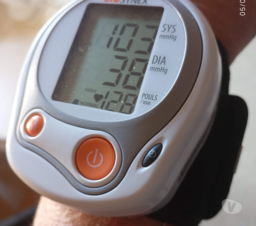 Accessoires - Bagagerie Gironde Talence - 33400 - Photos Vivastreet Tensiomètre poignet