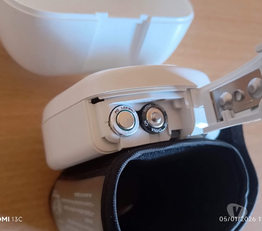 Accessoires - Bagagerie Gironde Talence - 33400 - Photos Vivastreet Tensiomètre poignet