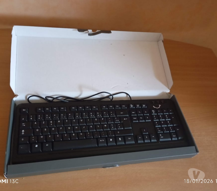 Ameublement & art de la table Gironde Talence - 33400 - Photos Vivastreet Clavier filaire Cultura Noir