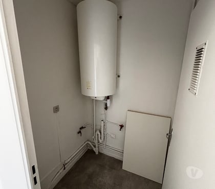 Artisans - Dépannages Meaux Seine-et-Marne - Photos Vivastreet Homme toutes mains sérieux – Petits travaux & entretien