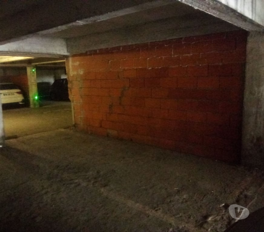 Parkings - Garages Haute-Garonne Toulouse - Photos Vivastreet Parking à louer près de françois verdier