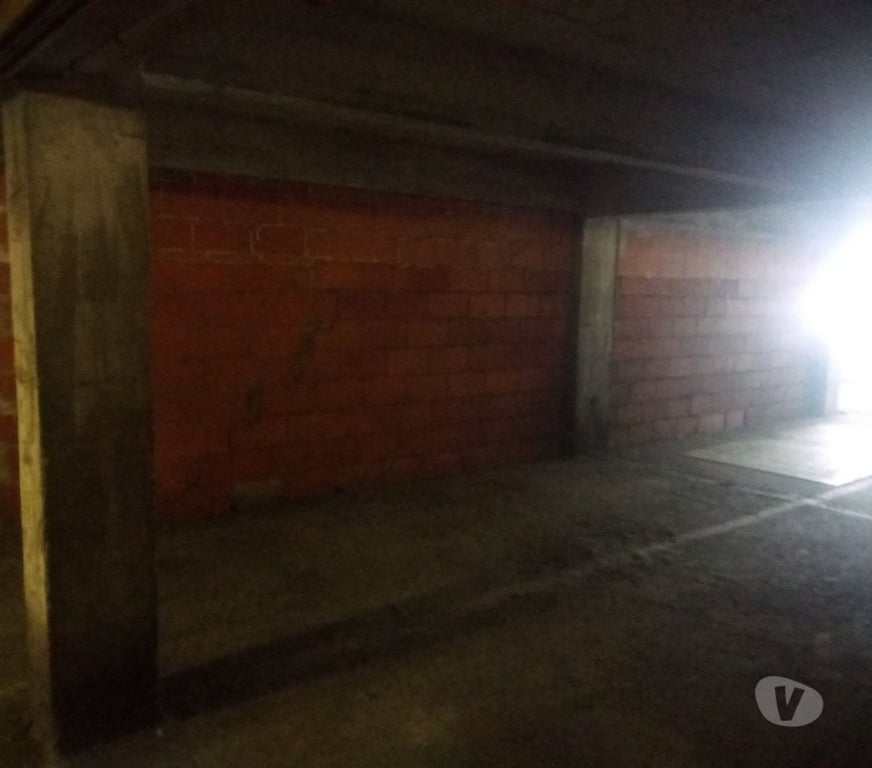 Parkings - Garages Haute-Garonne Toulouse - Photos Vivastreet Parking à louer près de françois verdier