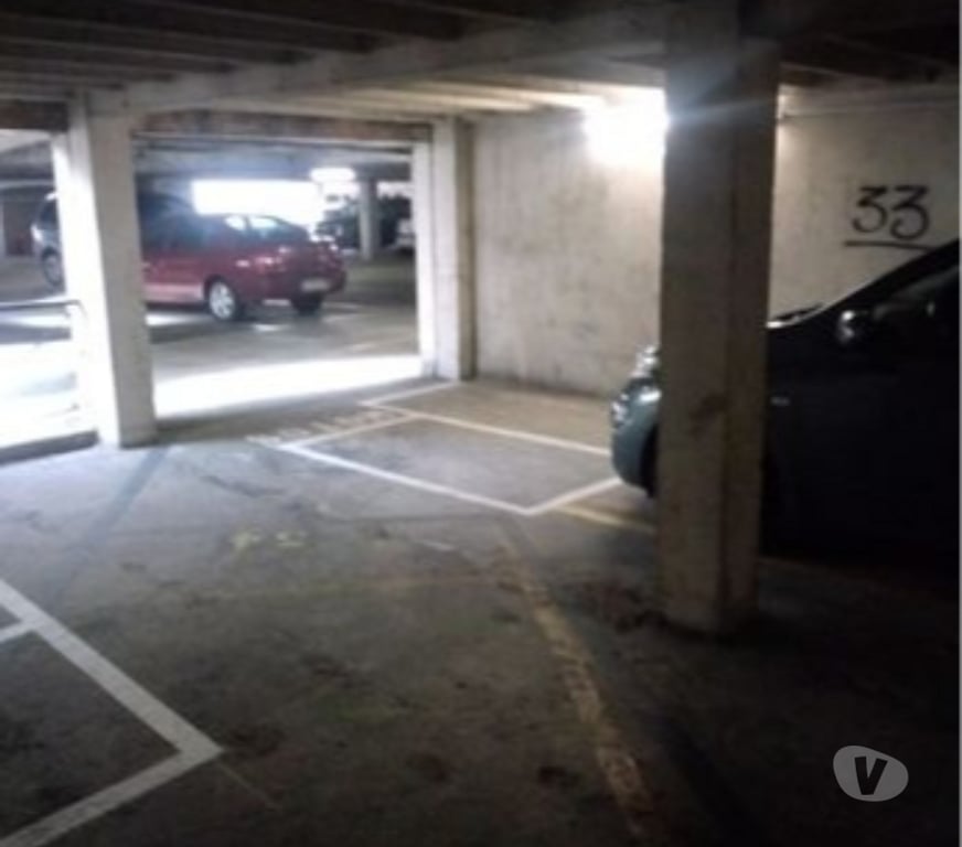 Parkings - Garages Haute-Garonne Toulouse - Photos Vivastreet Location Parking 10 m² aux 2 allées paul feuga