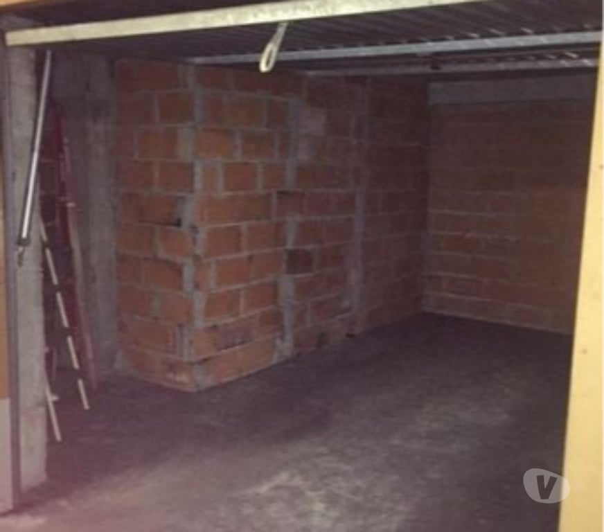 Parkings - Garages Haute-Garonne Toulouse - Photos Vivastreet LOCATION box fermé TOULOUSE - Saint-Aubin