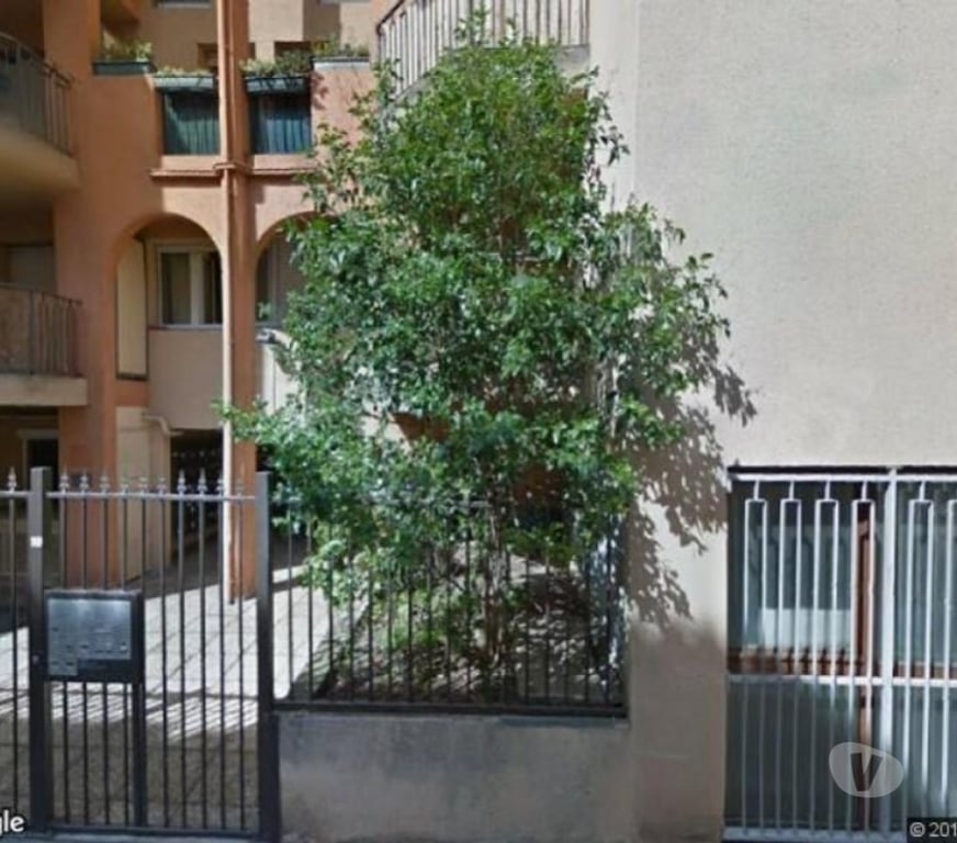 Parkings - Garages Haute-Garonne Toulouse - Photos Vivastreet LOCATION box fermé TOULOUSE - Saint-Aubin