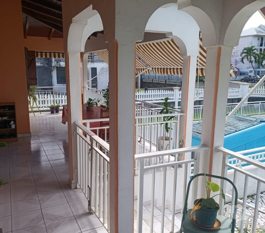 Vente Maison Guadeloupe Les Abymes - 97139 - Photos Vivastreet Villa dans quartier prisé – Les Abymes