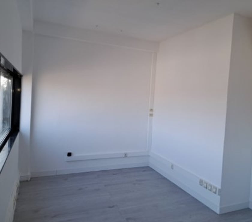 vente, location bureaux Avignon Vaucluse - Photos Vivastreet BUREAUX A LOUER CAPSUD AVIGNON 50m2