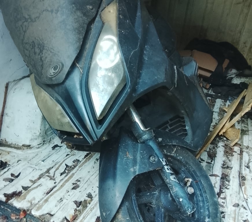 Pièces et services moto Haute-Corse San Giuliano - Photos Vivastreet Pour pièces gratuit scooter Kymco 300