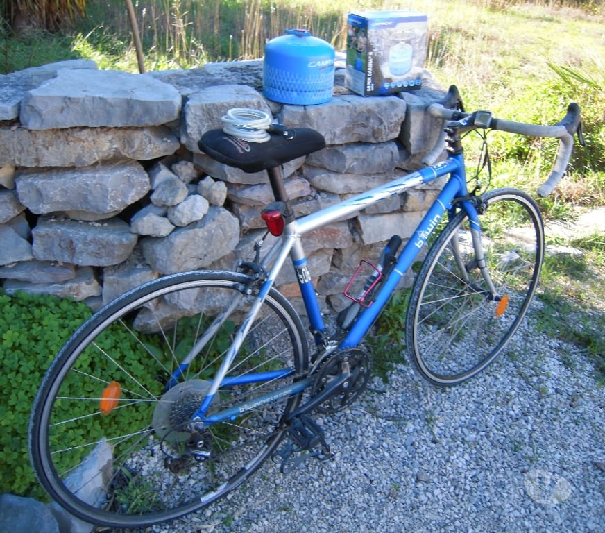 Matériel de sport Hérault Villeveyrac - 34560 - Photos Vivastreet VELO BT WIN 6061 DE ROUTE