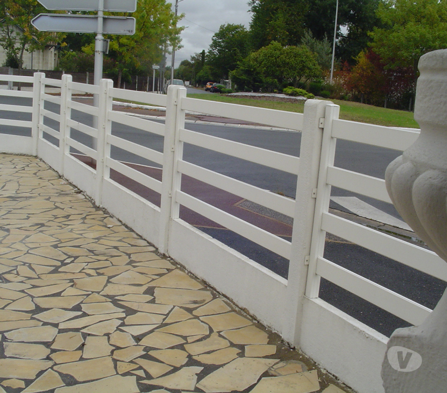  Gironde Pessac - 33600 - Photos Vivastreet CLOTURE ALUMINIUM BLANC TRES BONNE QUALITE-EXCELLENT ETAT