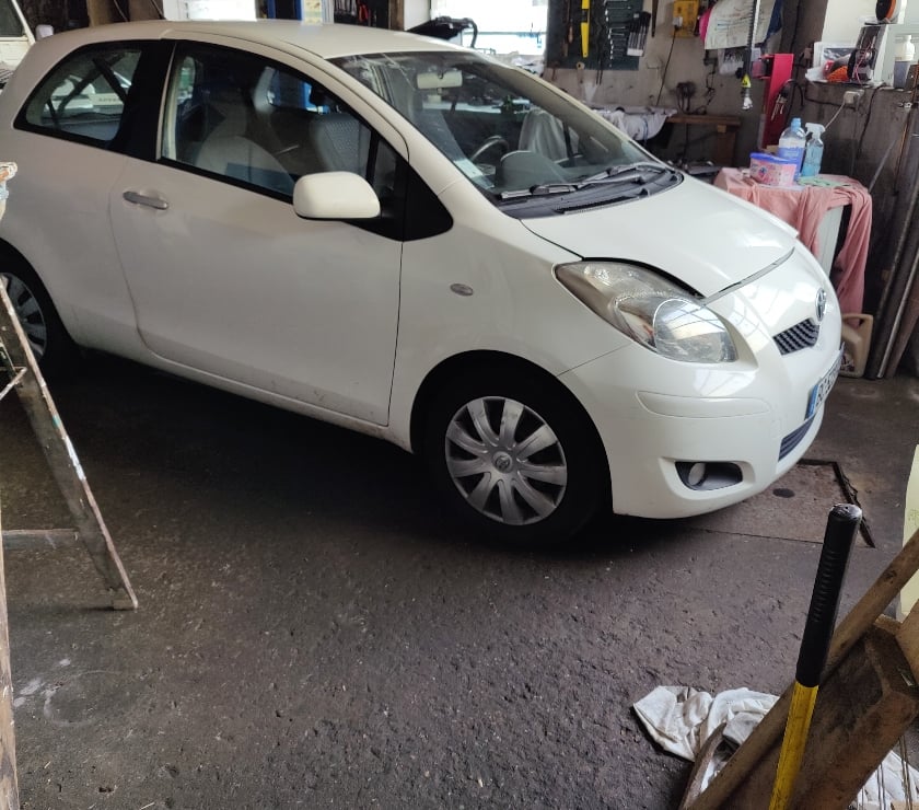 Voiture d'occasion Haute-Loire La Seauve sur Semene - 43140 - Photos Vivastreet Toyota Yaris d4d 2 eme main