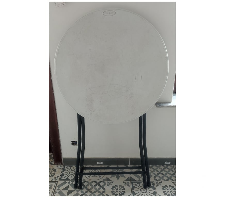 Ameublement & art de la table Nord Wattrelos - 59150 - Photos Vivastreet Table de bar à cocktail