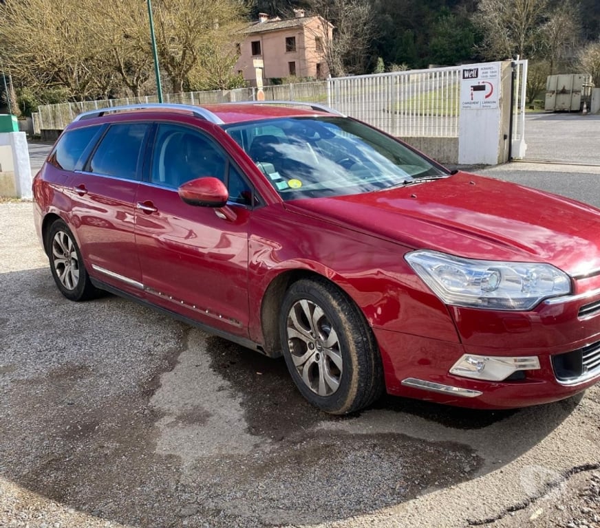 Voiture d'occasion Gard Le Vigan - 30120 - Photos Vivastreet CITROËN C5 break 2.0 HDi 16V FAP Hydractive 163 ch