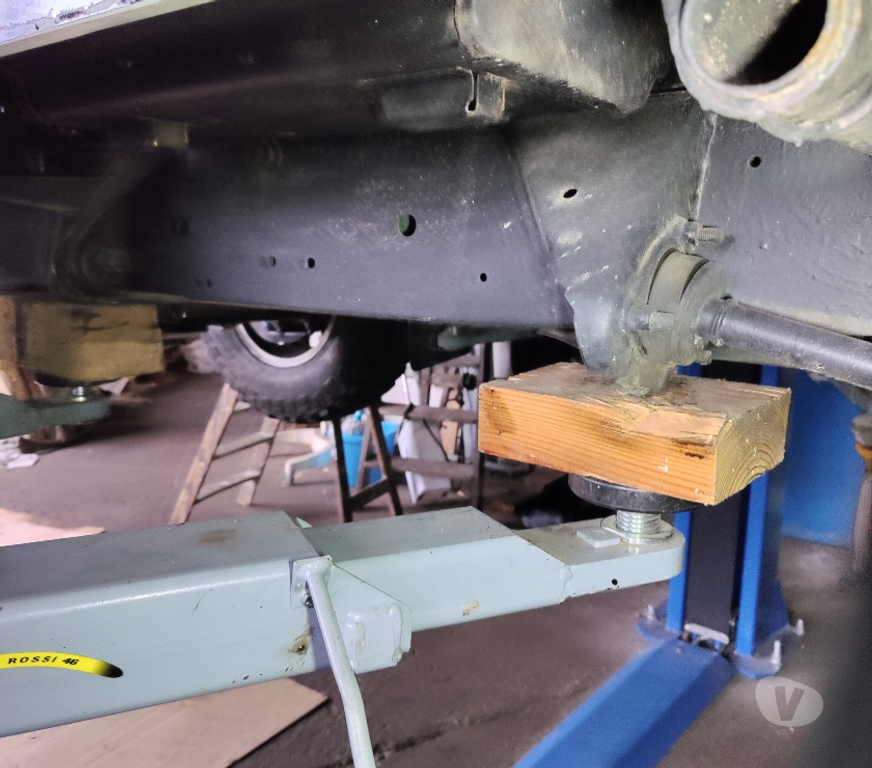 Voiture d'occasion Haute-Loire La Chapelle d'Aurec - 43120 - Photos Vivastreet Land rover Defender