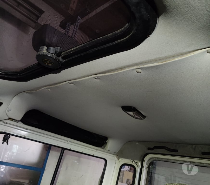 Voiture d'occasion Haute-Loire La Chapelle d'Aurec - 43120 - Photos Vivastreet Land rover Defender