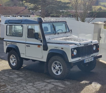 Vente voiture La Chapelle d'Aurec Haute-Loire - Photos Vivastreet Land rover Defender