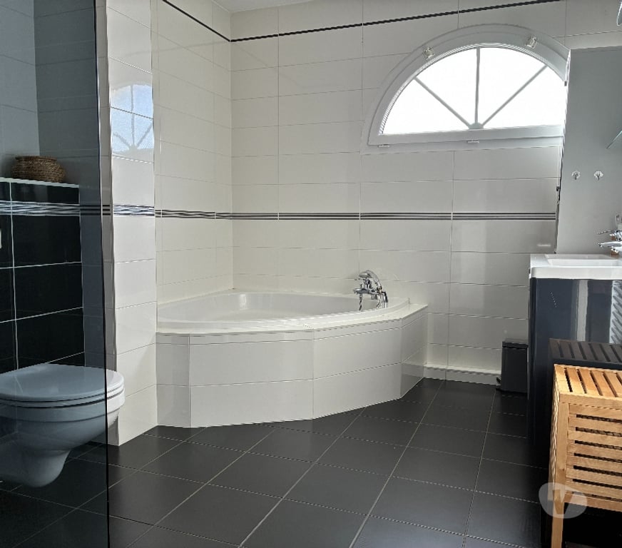 Vente Maison Moselle Silly sur Nied - 57530 - Photos Vivastreet Maison individuelle 6 pièces 177m²