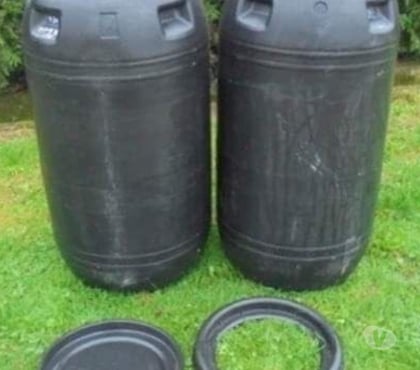 Bricolage - Jardinage Noyant Maine-et-Loire - Photos Vivastreet Bidon,fut,barrique,doum,stockage