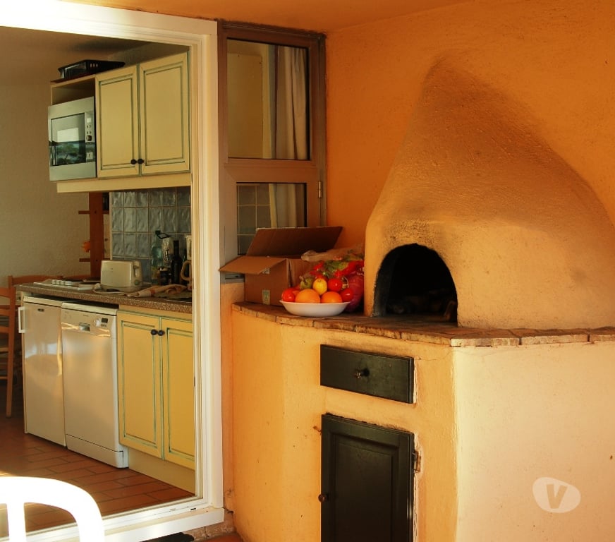 location saisonniere Var Bandol - 83150 - Photos Vivastreet Appt pied dans l'eau