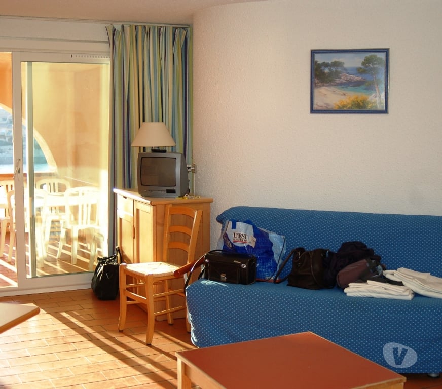 location saisonniere Var Bandol - 83150 - Photos Vivastreet Appt pied dans l'eau