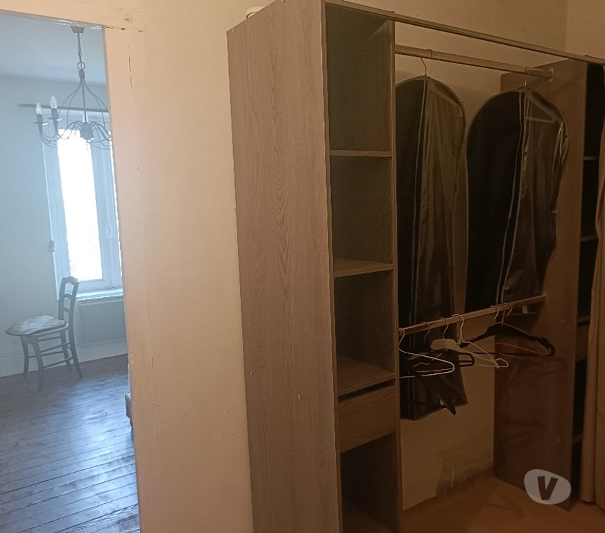 Appartement meublé Drôme Crest - 26400 - Photos Vivastreet T2 MEUBLE 7 MN A PIED DU CENTRE VILLE