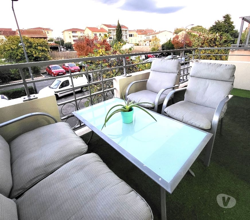 Appartements à vendre Var Puget sur Argens - 83480 - Photos Vivastreet Appartement T 2 avec terrasse