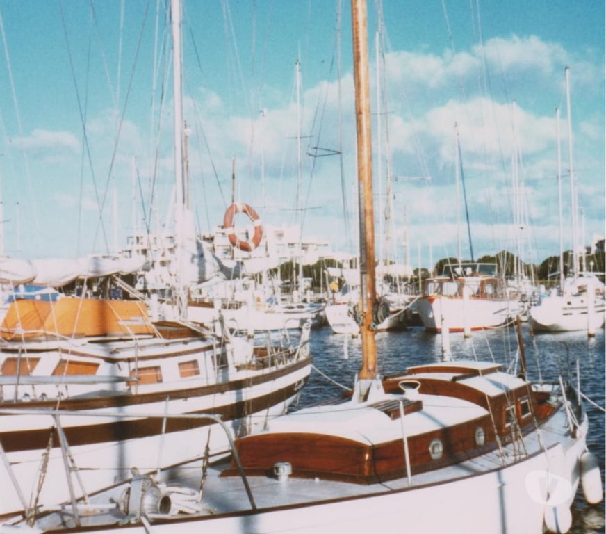 Voilier occasion Gard Le Grau du Roi - 30240 - Photos Vivastreet VOILIER EN BOIS SLOOP YACHT CRUISER 10 M