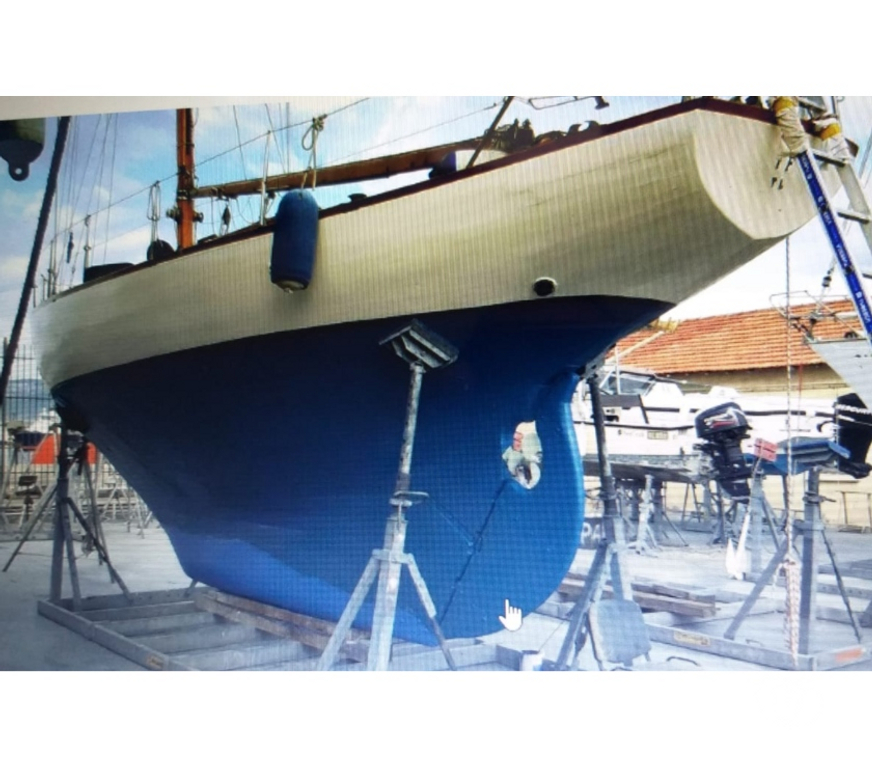 Voilier occasion Gard Le Grau du Roi - 30240 - Photos Vivastreet VOILIER EN BOIS SLOOP YACHT CRUISER 10 M