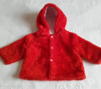 Vêtements bébés Beaugency Loiret - Photos Vivastreet Manteau à capuche Rouge 12 18 mois