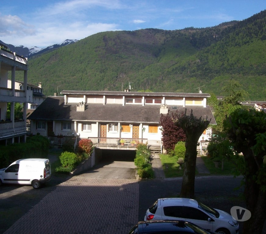 location saisonniere Haute-Garonne Bagneres de Luchon - Photos Vivastreet loue studio 20m2