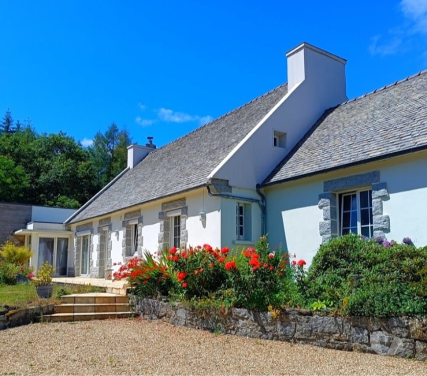 Vente Maison Finistère Huelgoat - 29690 - Photos Vivastreet Maison 5 chambres sur jardin 4000 m² et forêt 1,4 ha
