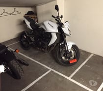 BOX MOTO SCOOTER PARIS 17 PORTE MAILLOT TERNES