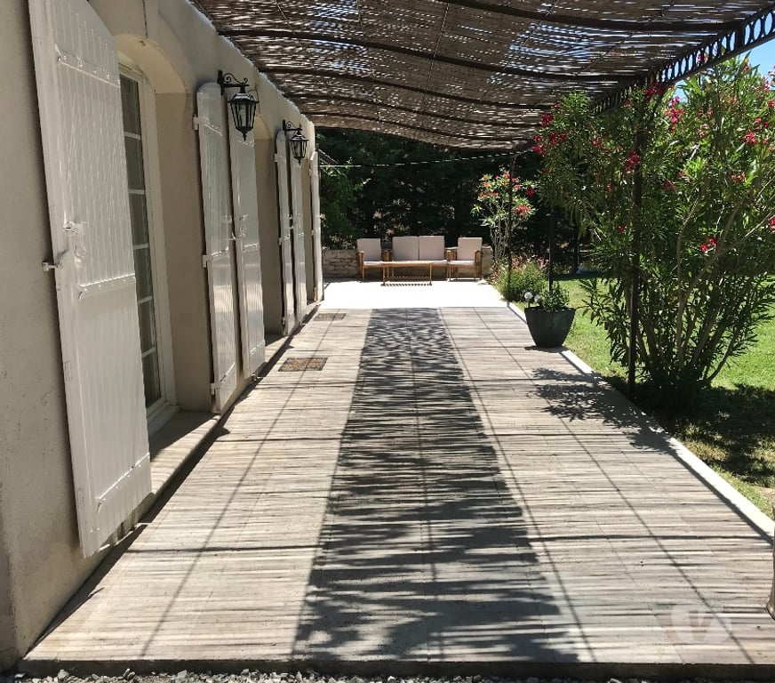 Vente Maison Gard Lirac - 30126 - Photos Vivastreet Maison Bastide avec jardin arboré 600 m² – Lirac
