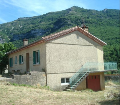 Achat maison Arre Gard - Photos Vivastreet villa en cevenne sud