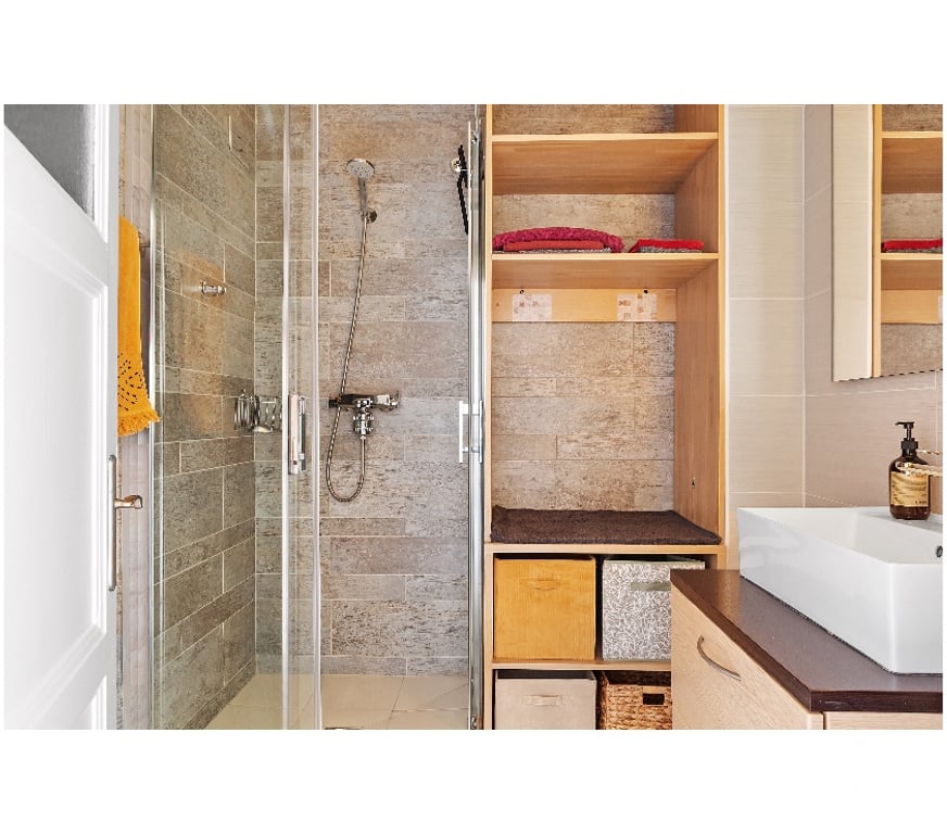 Appartements à vendre Haute-Savoie Ambilly - 74100 - Photos Vivastreet LUMINEUX T2, 51m2, TRAVERSANT, VUE IMPRENABLE, DEVANT TRAM