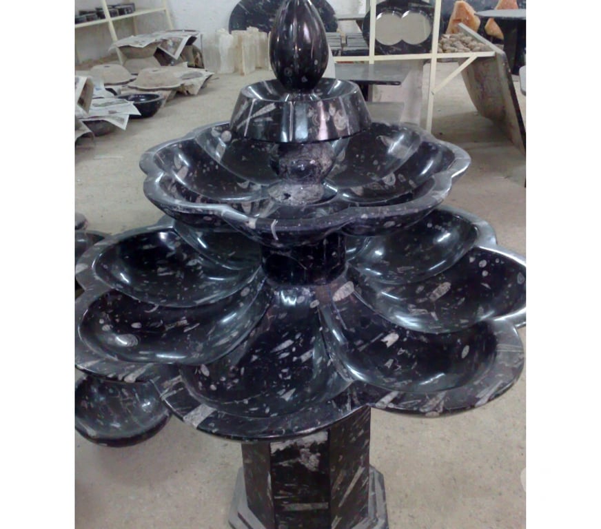 Décoration - art Var Toulon - Photos Vivastreet Fontaine en Marbre Fossilisé