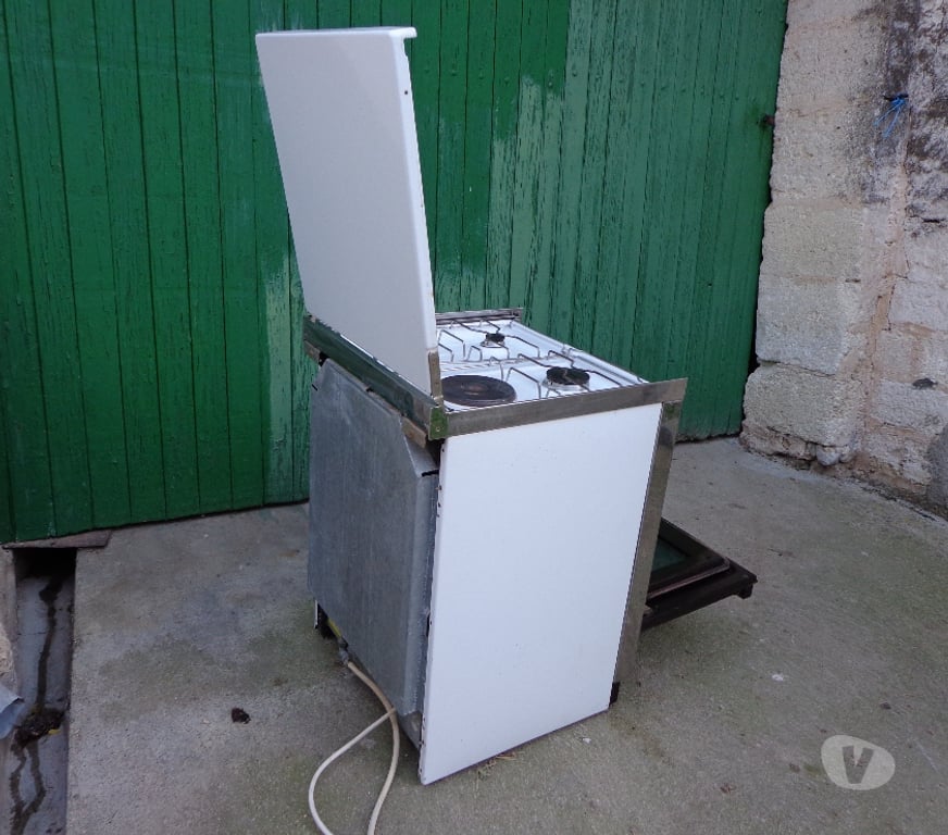 Electroménager occasion Hérault St Christol - 34400 - Photos Vivastreet gazinière deditrich mixte