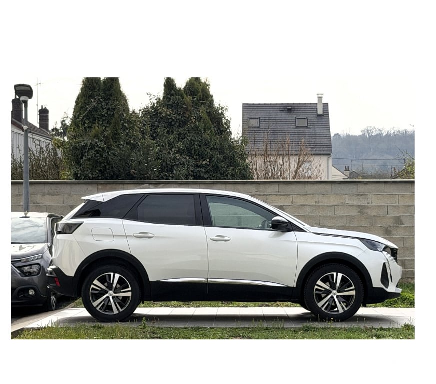 Voiture d'occasion Oise Nogent sur Oise - 60180 - Photos Vivastreet PEUGEOT 3008 ALLURE PACK 130CH ESSENCE AN 11 2023