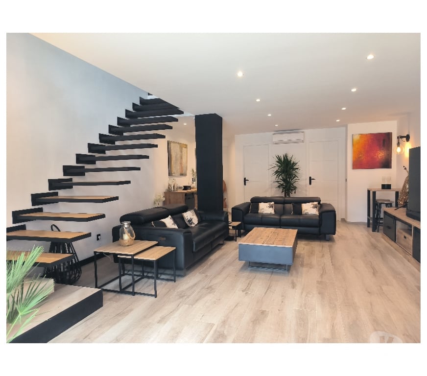 Vente Maison Alpes-Maritimes Mouans Sartoux - 06370 - Photos Vivastreet Villa de 170 m2 entièrement rénovée