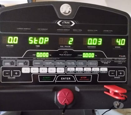 Matériel de sport Peyrignac Dordogne - Photos Vivastreet Tapis de course horizon omega 509